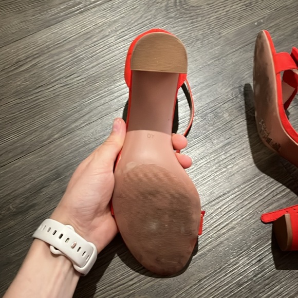 Like New H&M Red Heels - Picture 6 of 7